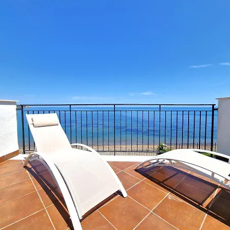 Rita: Seaside Flats 公寓 *